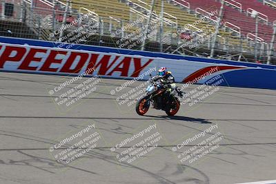 media/Aug-27-2022-Fastrack Riders (Sat) [[c588535105]]/Level 1/Session 1 Start Finish/